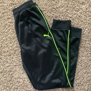 Boys Puma athletic pants